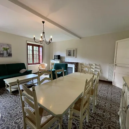 Hébergement de vacances Maison De Charme Avec Piscine, 4 Chambres, Proche Clisson Et Nantes - Fr-1-426-93 Cugand